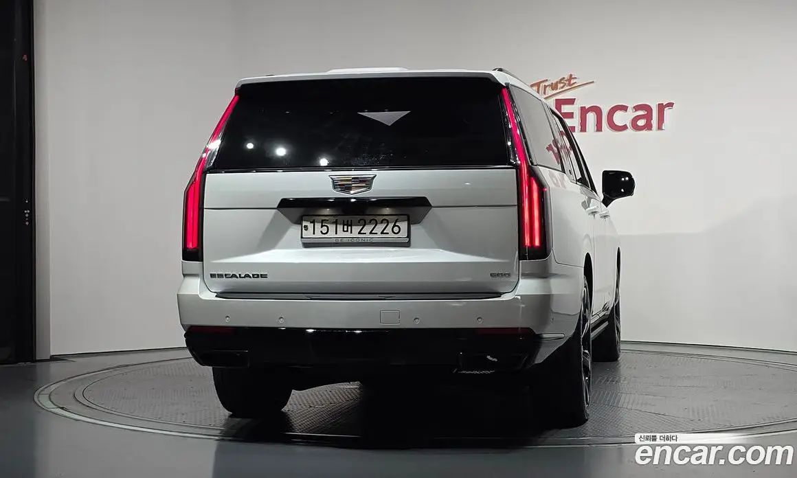 Cadillac Escalade 2025 6.2 автомат (гидро), фото 4 Cadillac Escalade 2025 6.2 автомат (гидро), фото 4