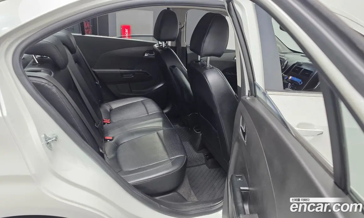 Chevrolet Aveo 2013 1.6 автомат (гидро), фото 12