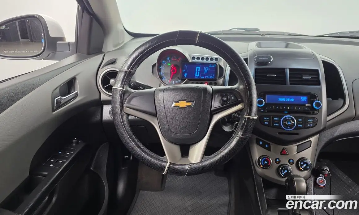 Chevrolet Aveo 2013 1.6 автомат (гидро), фото 13