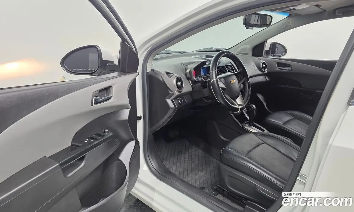 Chevrolet Aveo 2013 1.6 автомат (гидро), фото 10