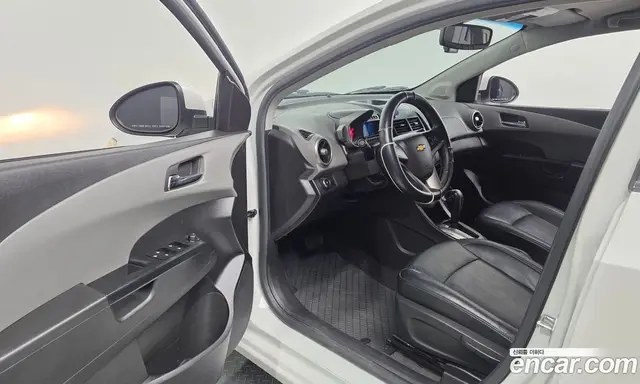 Chevrolet Aveo 2013 1.6 автомат (гидро), миниатюра 10