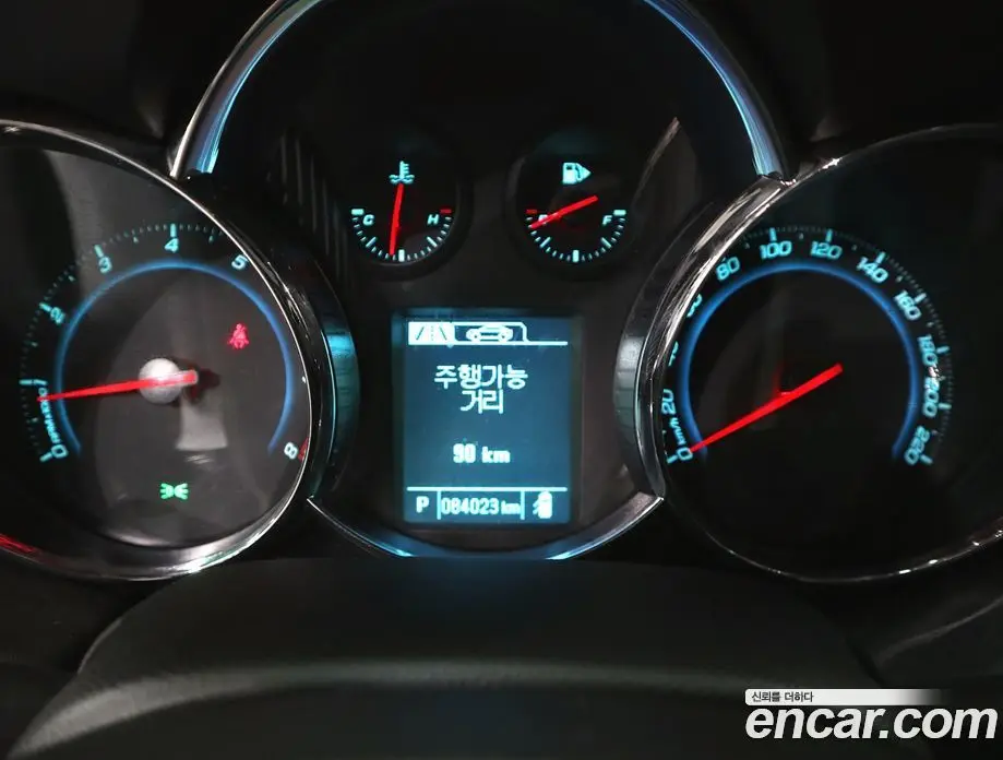 Chevrolet Cruze 2016 1.8 автомат (гидро), фото 8 Chevrolet Cruze 2016 1.8 автомат (гидро), фото 8