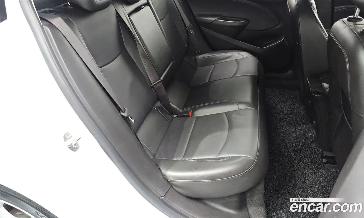 Chevrolet Cruze 2017 1.4 автомат (гидро), фото 17 Chevrolet Cruze 2017 1.4 автомат (гидро), фото 17