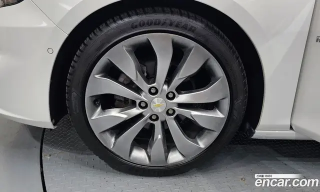 Chevrolet Malibu 2016 1.5 автомат (гидро), миниатюра 5 Chevrolet Malibu 2016 1.5 автомат (гидро), миниатюра 5