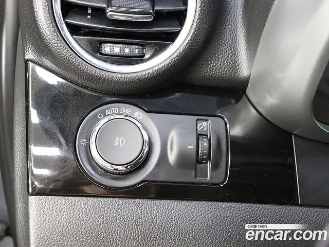 Chevrolet Orlando 2016 2.0 автомат (гидро), миниатюра 12
