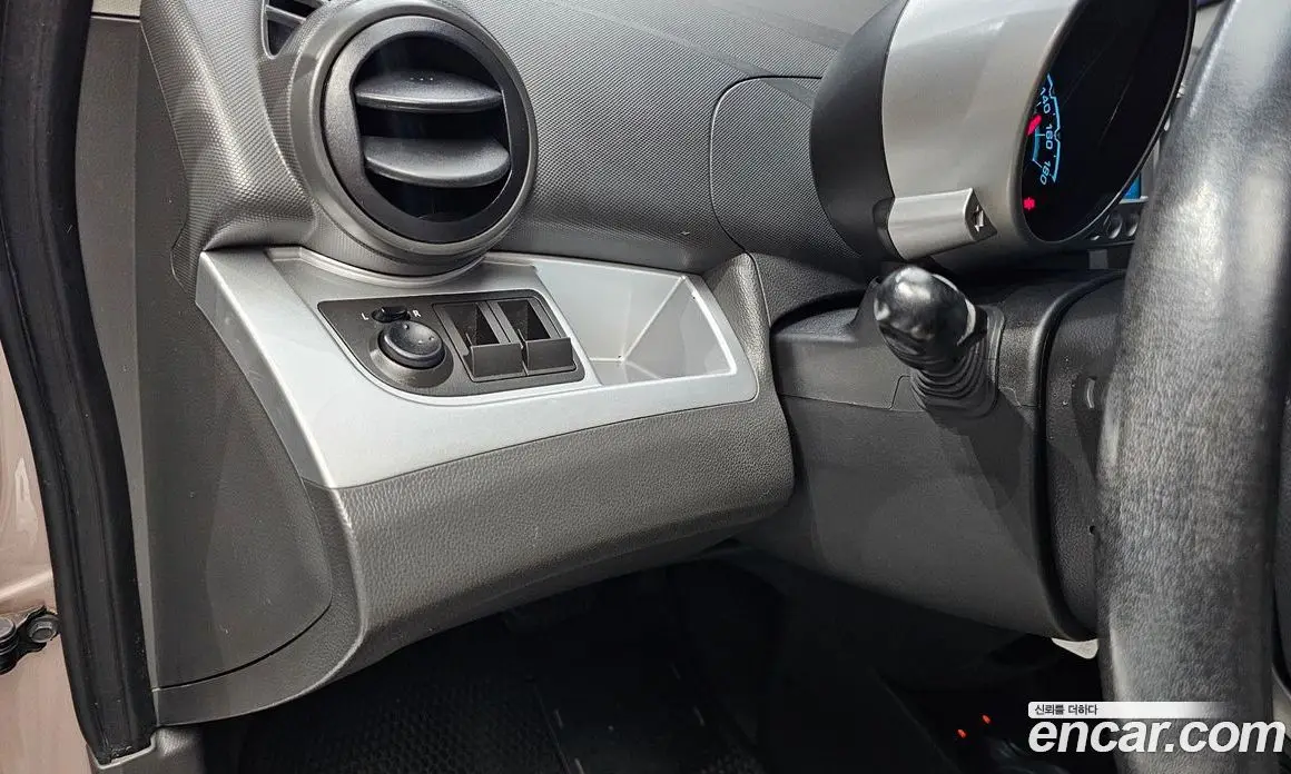 Chevrolet Spark 2012 1.0 автомат (гидро), фото 16 Chevrolet Spark 2012 1.0 автомат (гидро), фото 16