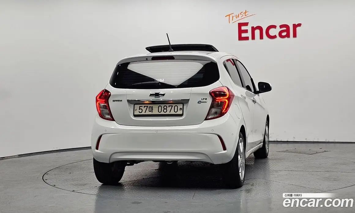 Chevrolet Spark 2015 1.0 автомат (гидро), фото 4 Chevrolet Spark 2015 1.0 автомат (гидро), фото 4