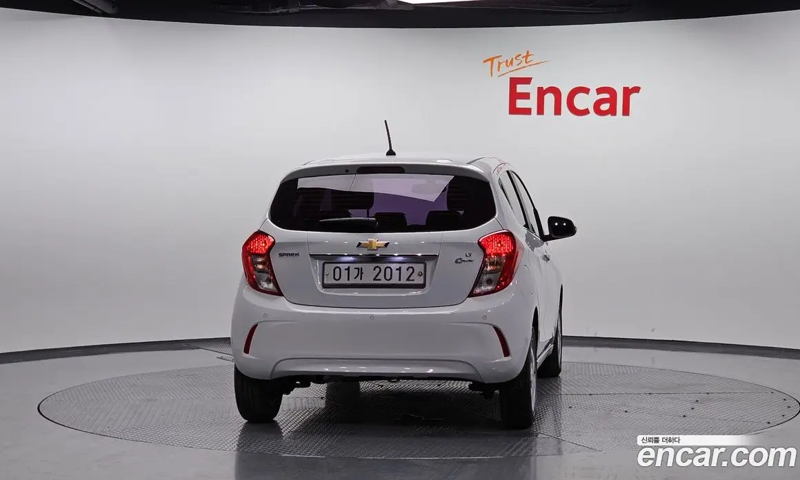 Chevrolet Spark 2016 1.0 автомат (гидро), фото 4 Chevrolet Spark 2016 1.0 автомат (гидро), фото 4
