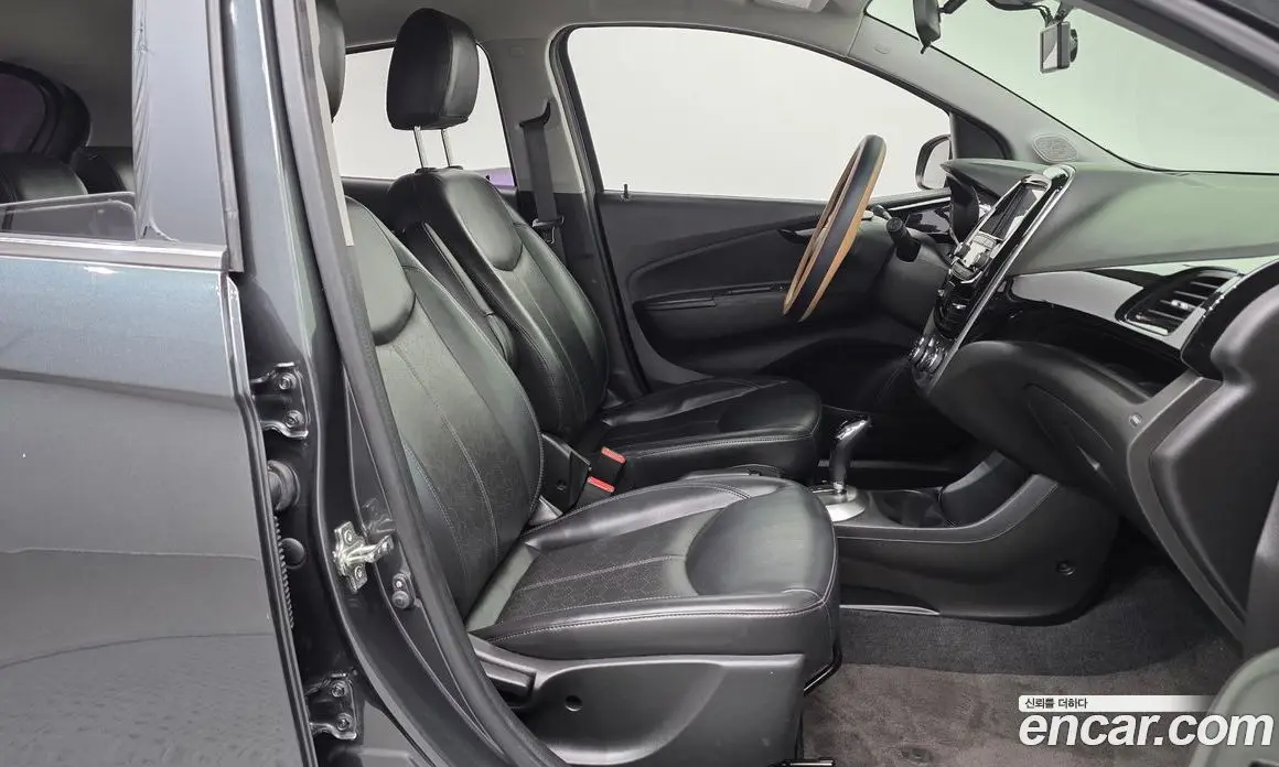 Chevrolet Spark 2016 1.0 автомат (гидро), фото 11