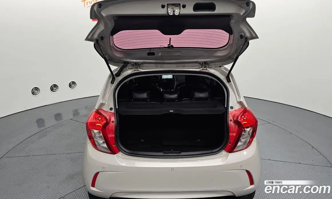 Chevrolet Spark 2016 1.0 автомат (гидро), фото 20