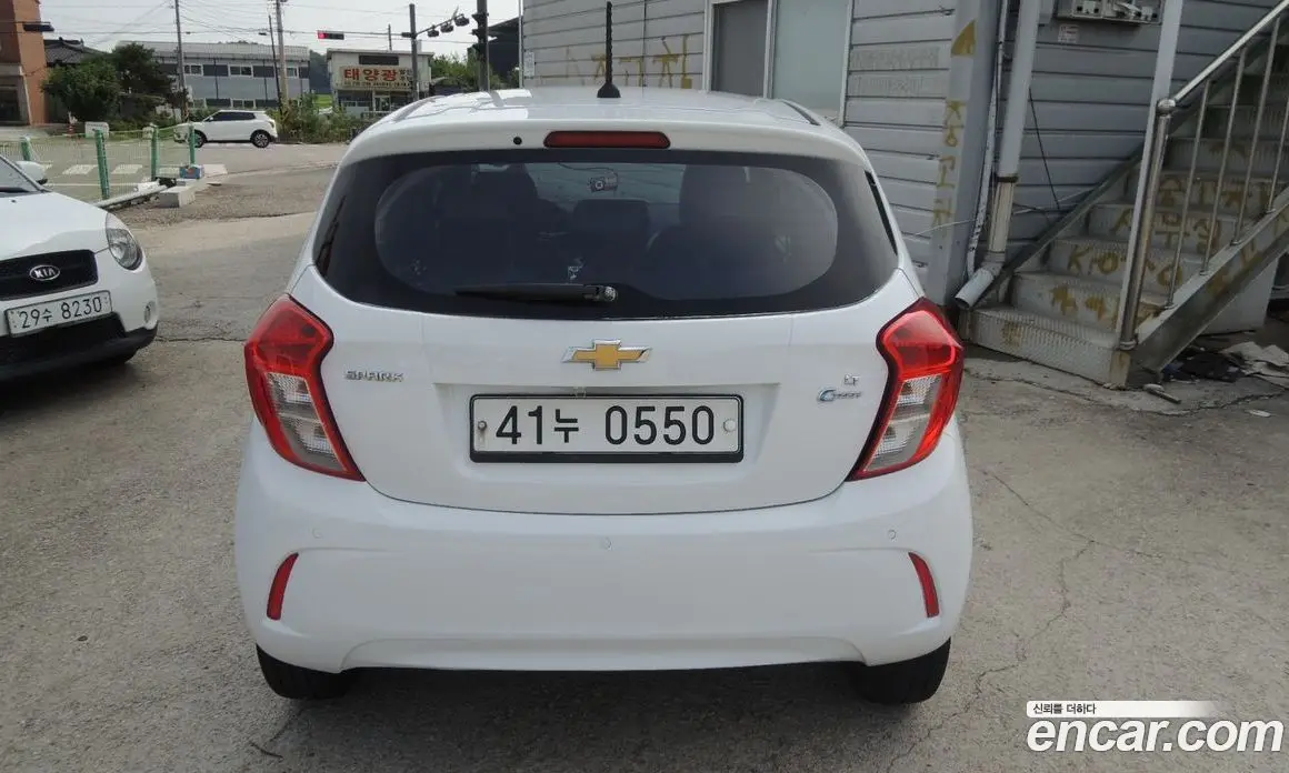 Chevrolet Spark 2016 1.0 автомат (гидро), фото 5 Chevrolet Spark 2016 1.0 автомат (гидро), фото 5