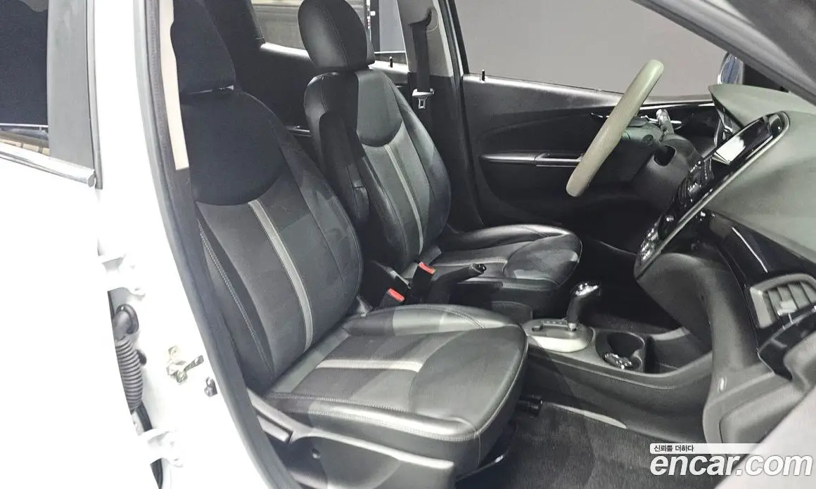 Chevrolet Spark 2018 1.0 автомат (гидро), фото 12 Chevrolet Spark 2018 1.0 автомат (гидро), фото 12
