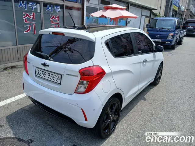 Chevrolet Spark 2019 1.0 автомат (гидро), миниатюра 2
