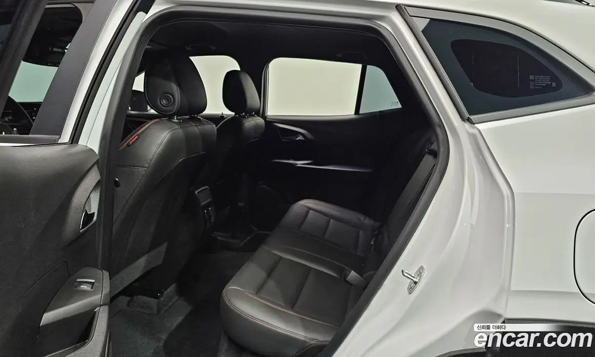 Chevrolet Trax 2023 1.2 автомат (гидро), фото 17