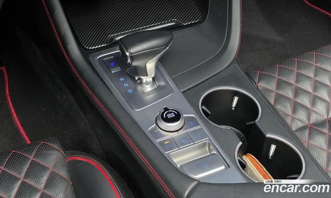 Genesis G70 2018 2.0 автомат (гидро), фото 11 Genesis G70 2018 2.0 автомат (гидро), фото 11