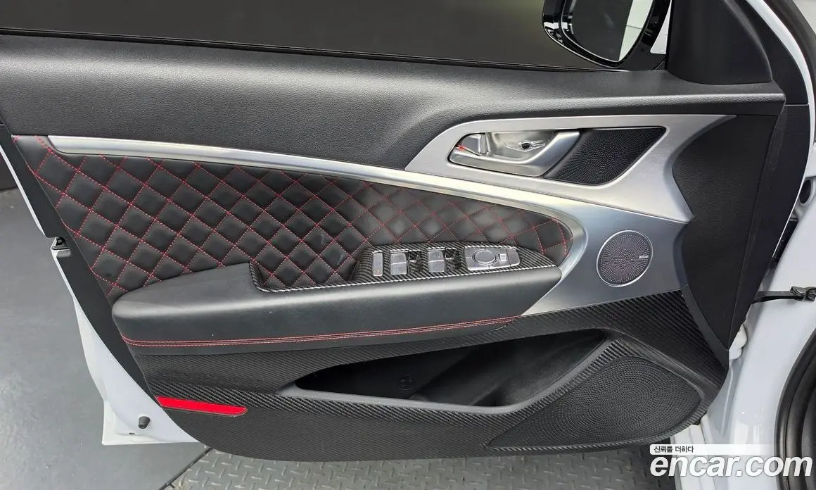 Genesis G70 2018 2.0 автомат (гидро), фото 13 Genesis G70 2018 2.0 автомат (гидро), фото 13