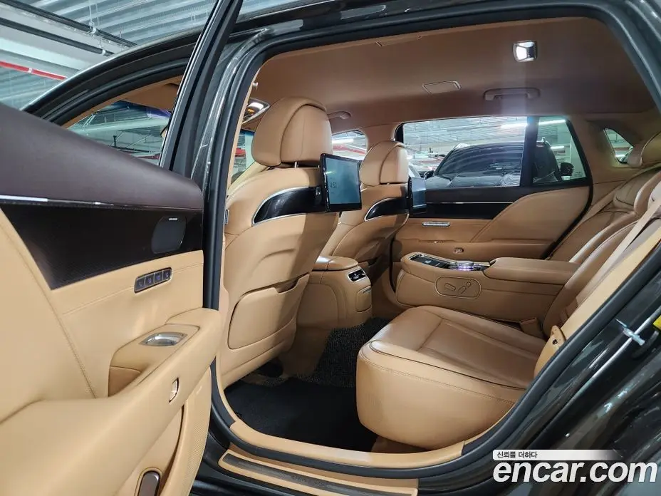Genesis G90 2022 3.5 автомат (гидро), фото 9 Genesis G90 2022 3.5 автомат (гидро), фото 9