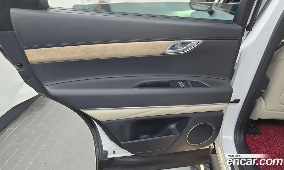Genesis GV80 2020 2.5 автомат (гидро), фото 15 Genesis GV80 2020 2.5 автомат (гидро), фото 15
