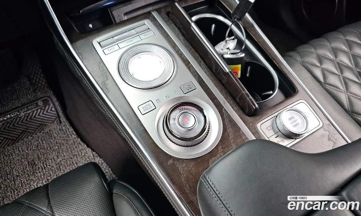 Genesis GV80 2020 2.5 автомат (гидро), фото 12 Genesis GV80 2020 2.5 автомат (гидро), фото 12