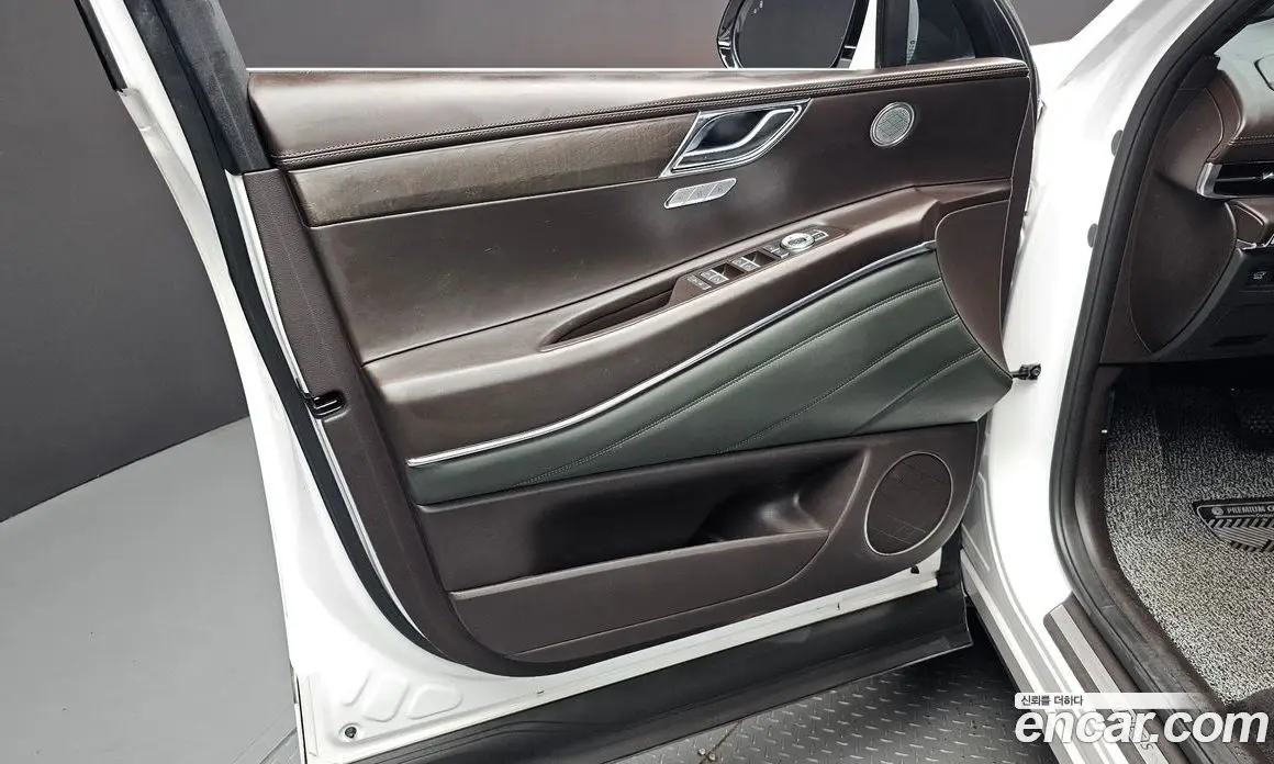 Genesis GV80 2020 2.5 автомат (гидро), фото 14 Genesis GV80 2020 2.5 автомат (гидро), фото 14