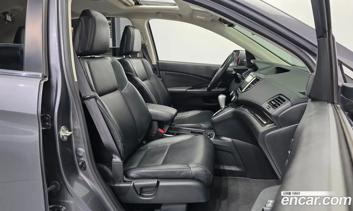 Honda CR-V 2016 2.4 автомат (гидро), фото 11 Honda CR-V 2016 2.4 автомат (гидро), фото 11
