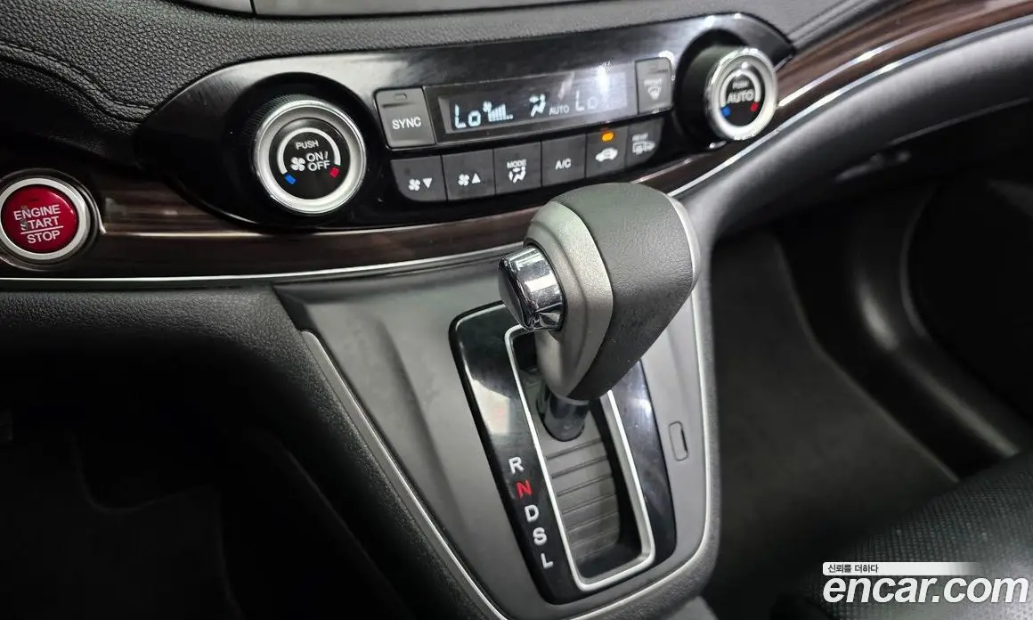 Honda CR-V 2016 2.4 автомат (гидро), фото 9 Honda CR-V 2016 2.4 автомат (гидро), фото 9