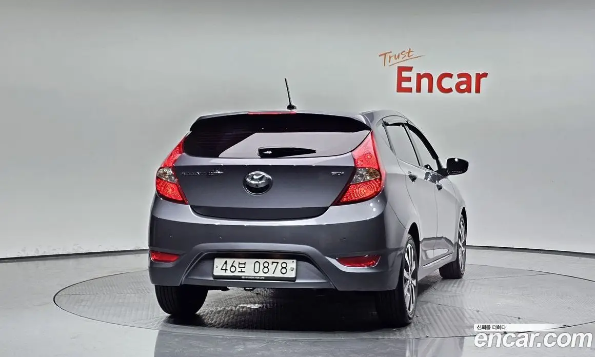Hyundai Accent 2016 1.6 автомат (гидро), фото 3 Hyundai Accent 2016 1.6 автомат (гидро), фото 3