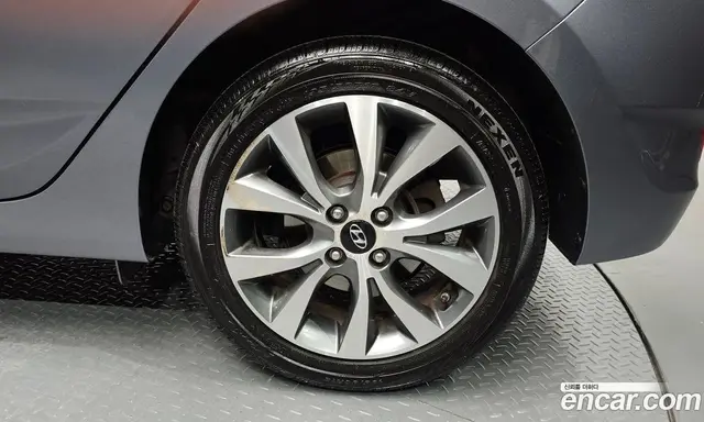 Hyundai Accent 2016 1.6 автомат (гидро), миниатюра 6 Hyundai Accent 2016 1.6 автомат (гидро), миниатюра 6