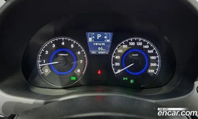 Hyundai Accent 2016 1.6 автомат (гидро), миниатюра 10 Hyundai Accent 2016 1.6 автомат (гидро), миниатюра 10