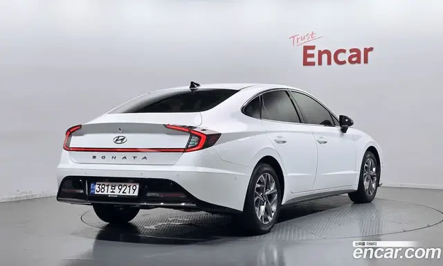 Hyundai Sonata 2022 2.0 автомат (гидро), миниатюра 2