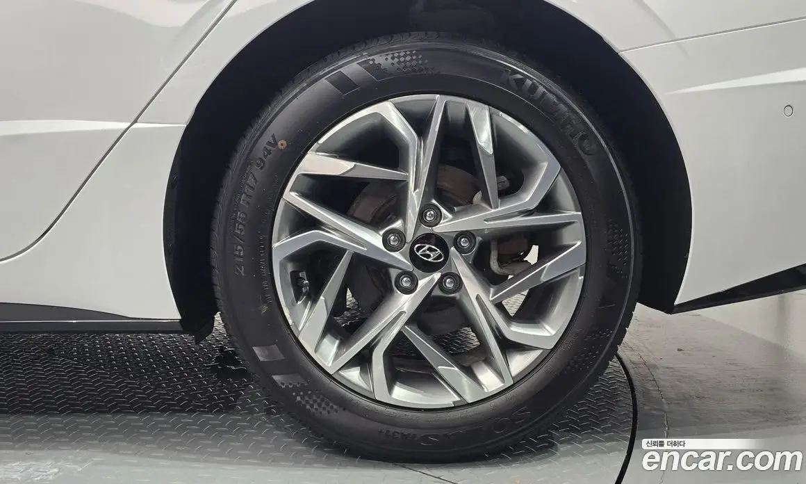 Hyundai Sonata 2022 2.0 автомат (гидро), фото 7