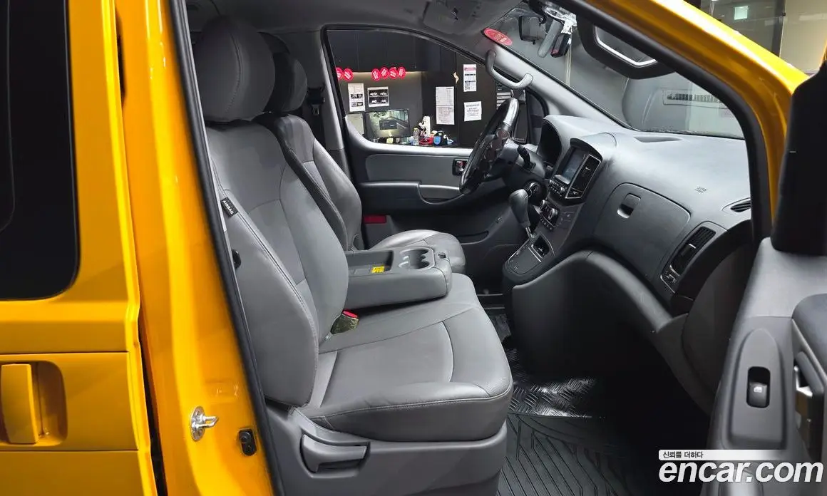 Hyundai Starex 2020 2.4 автомат (гидро), фото 17 Hyundai Starex 2020 2.4 автомат (гидро), фото 17