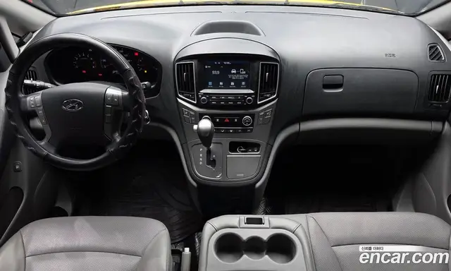 Hyundai Starex 2020 2.4 автомат (гидро), миниатюра 10 Hyundai Starex 2020 2.4 автомат (гидро), миниатюра 10