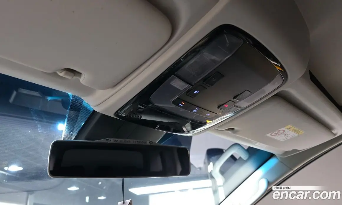 Hyundai Staria 2021 2.2 автомат (гидро), фото 25