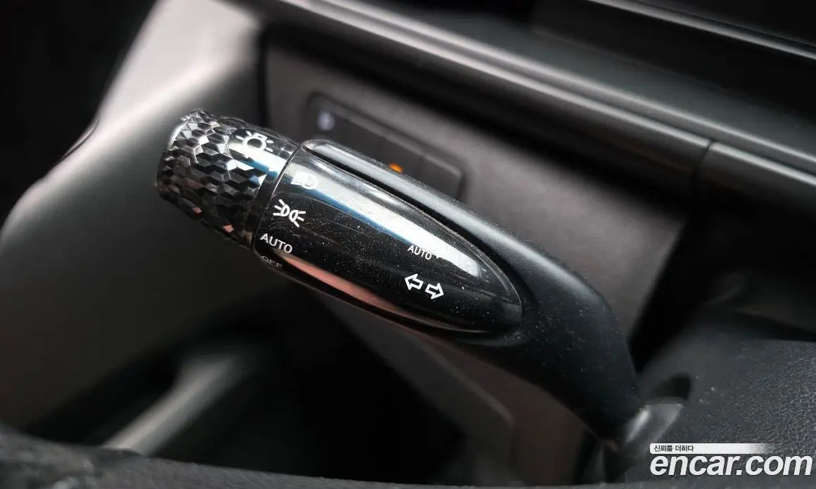 Hyundai Staria 2021 2.2 автомат (гидро), фото 27