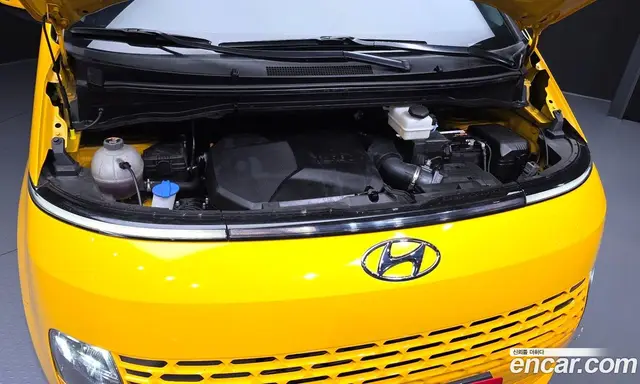 Hyundai Staria 2021 2.2 автомат (гидро), миниатюра 6