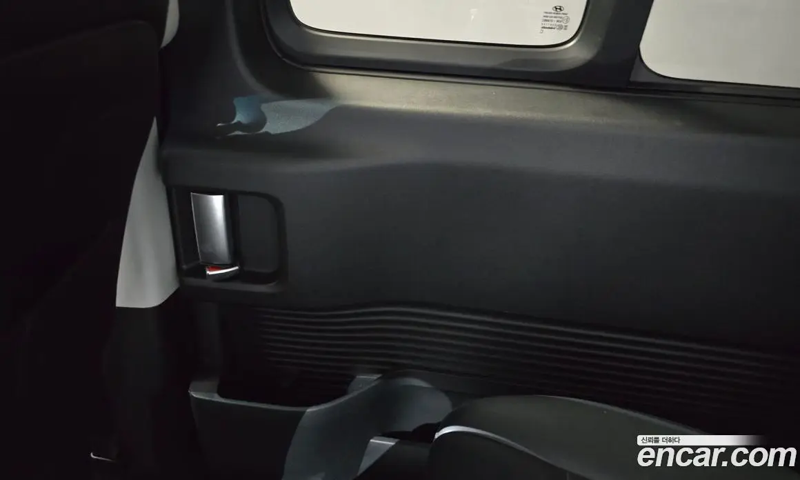 Hyundai Staria 2025 2.2 автомат (гидро), фото 15