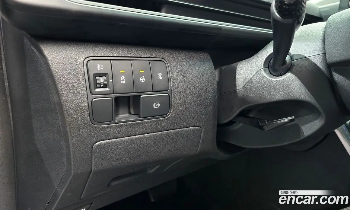 Hyundai Staria 2025 2.2 автомат (гидро), фото 24