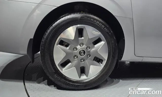 Hyundai Staria 2025 2.2 автомат (гидро), миниатюра 5