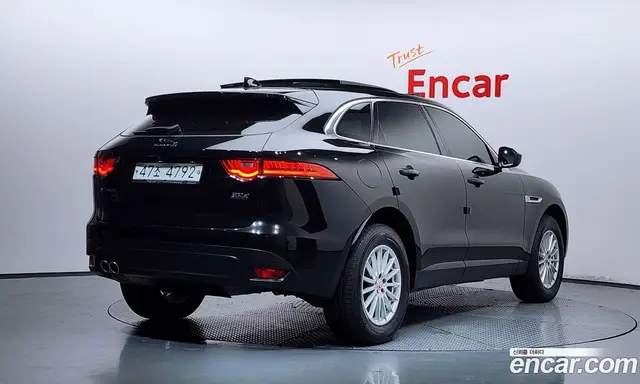 Jaguar F-Pace 2018 2.0 автомат (гидро), миниатюра 2 Jaguar F-Pace 2018 2.0 автомат (гидро), миниатюра 2