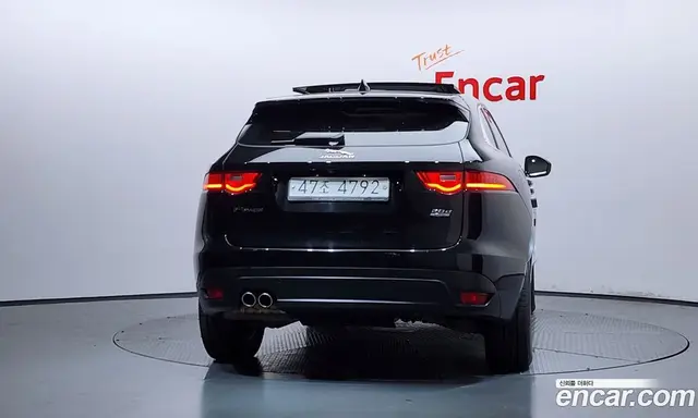 Jaguar F-Pace 2018 2.0 автомат (гидро), миниатюра 4 Jaguar F-Pace 2018 2.0 автомат (гидро), миниатюра 4