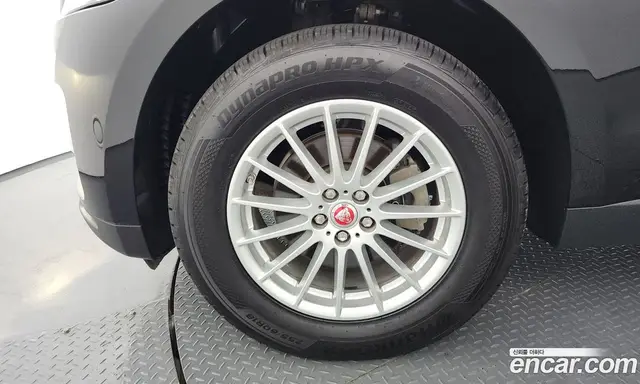 Jaguar F-Pace 2018 2.0 автомат (гидро), миниатюра 5 Jaguar F-Pace 2018 2.0 автомат (гидро), миниатюра 5