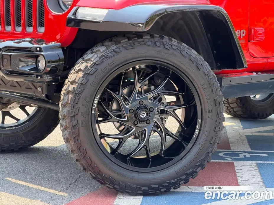 Jeep Wrangler 2021 2.0 автомат (гидро), фото 15 Jeep Wrangler 2021 2.0 автомат (гидро), фото 15
