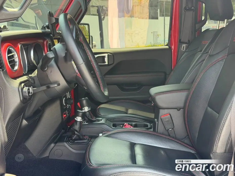 Jeep Wrangler 2021 2.0 автомат (гидро), фото 17 Jeep Wrangler 2021 2.0 автомат (гидро), фото 17