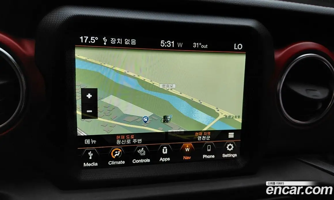 Jeep Wrangler 2023 2.0 автомат (гидро), фото 19 Jeep Wrangler 2023 2.0 автомат (гидро), фото 19