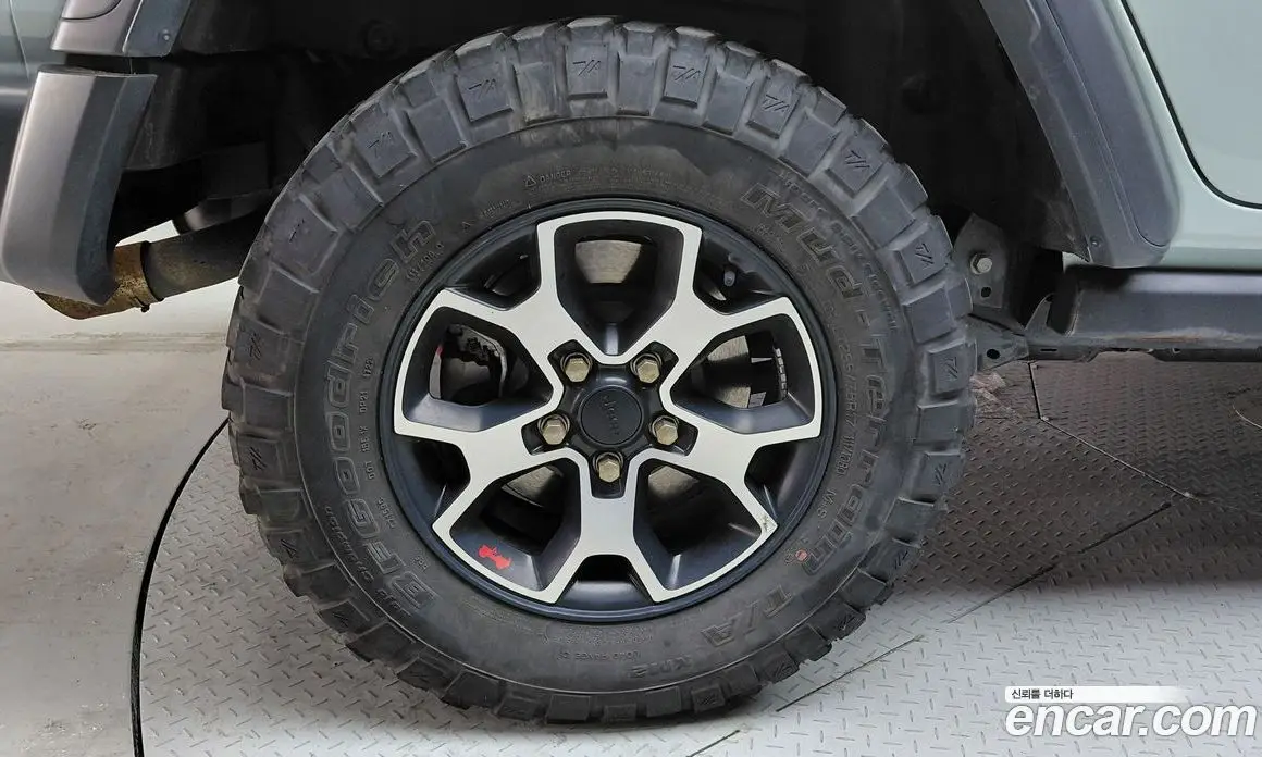 Jeep Wrangler 2023 2.0 автомат (гидро), фото 5 Jeep Wrangler 2023 2.0 автомат (гидро), фото 5