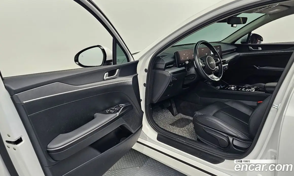 Kia K5 (Optima) 2023 2.0 автомат (гидро), фото 13 Kia K5 (Optima) 2023 2.0 автомат (гидро), фото 13