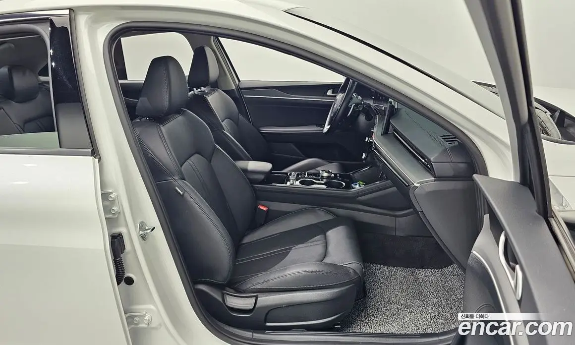 Kia K5 (Optima) 2023 2.0 автомат (гидро), фото 16 Kia K5 (Optima) 2023 2.0 автомат (гидро), фото 16