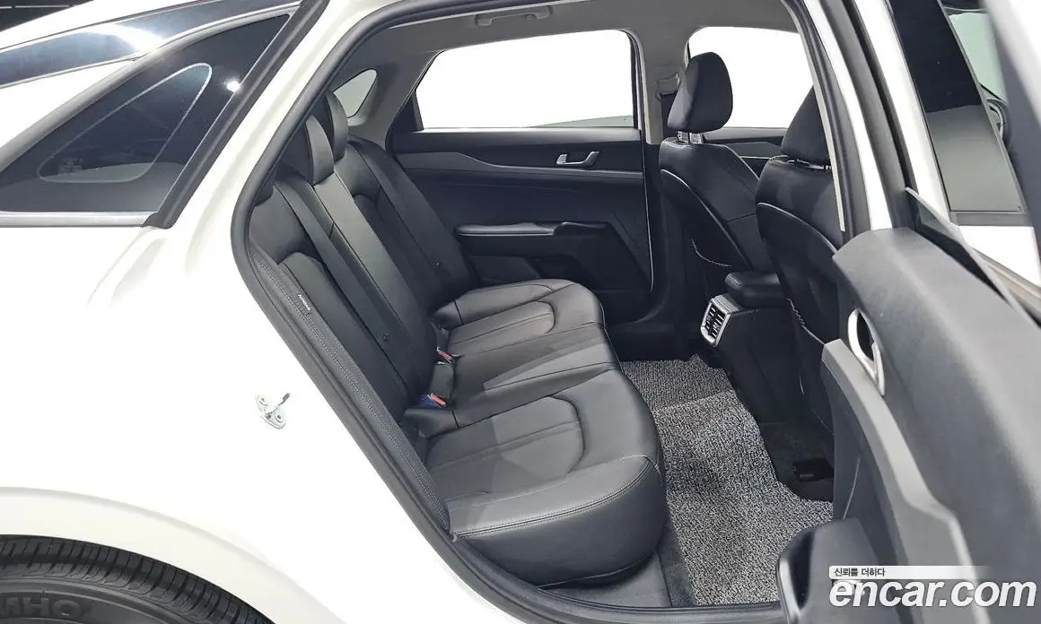 Kia K5 (Optima) 2023 2.0 автомат (гидро), фото 17 Kia K5 (Optima) 2023 2.0 автомат (гидро), фото 17