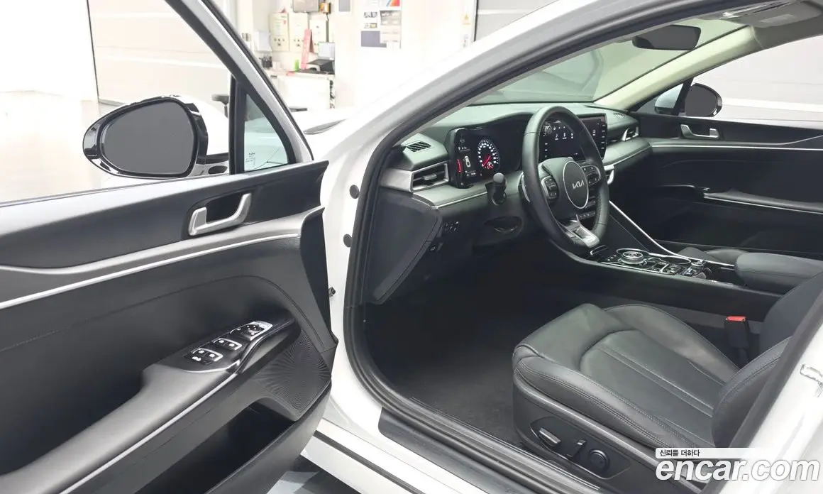 Kia K5 (Optima) 2023 2.0 автомат (гидро), фото 13 Kia K5 (Optima) 2023 2.0 автомат (гидро), фото 13